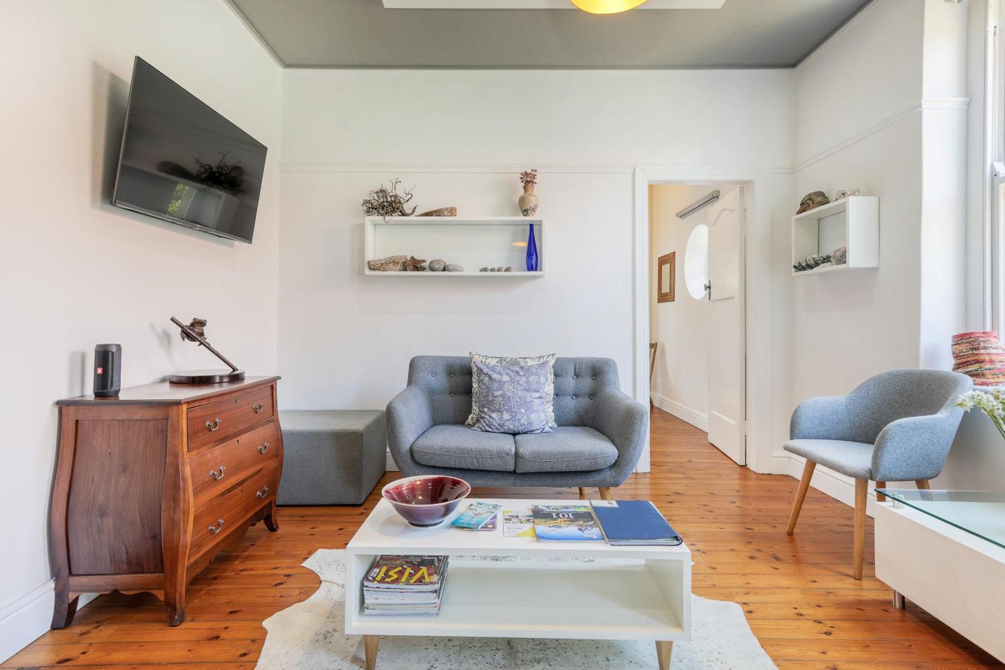 Behr Road Apartment With Sea View Patio เคปทาวน์ ภายนอก รูปภาพ